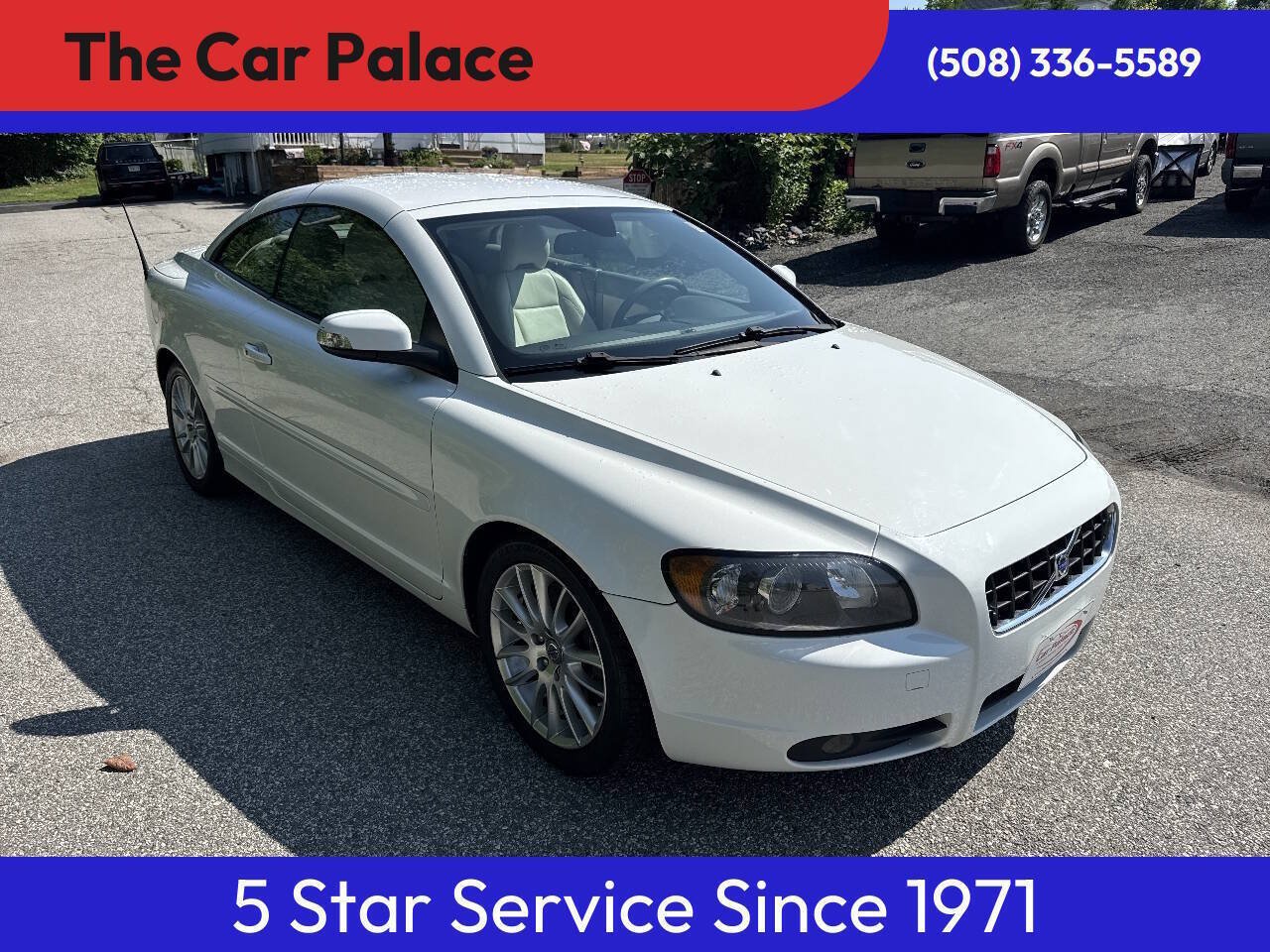 Used 2009 Volvo C70 T5 FWD image 1