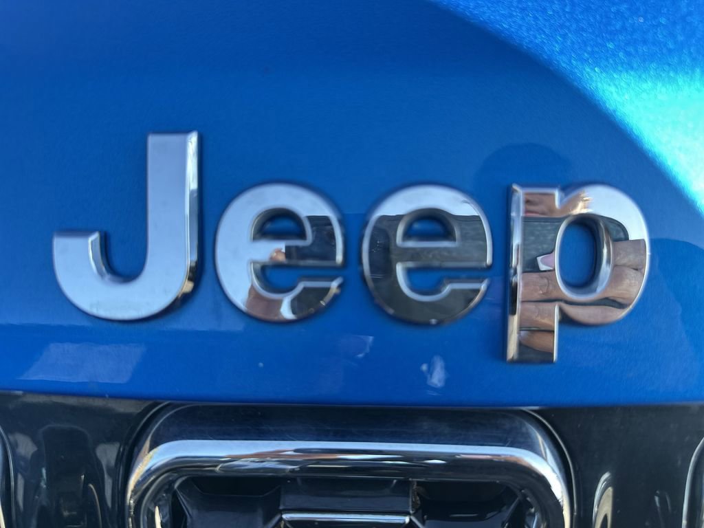 Used 2024 Jeep Compass Limited image 26