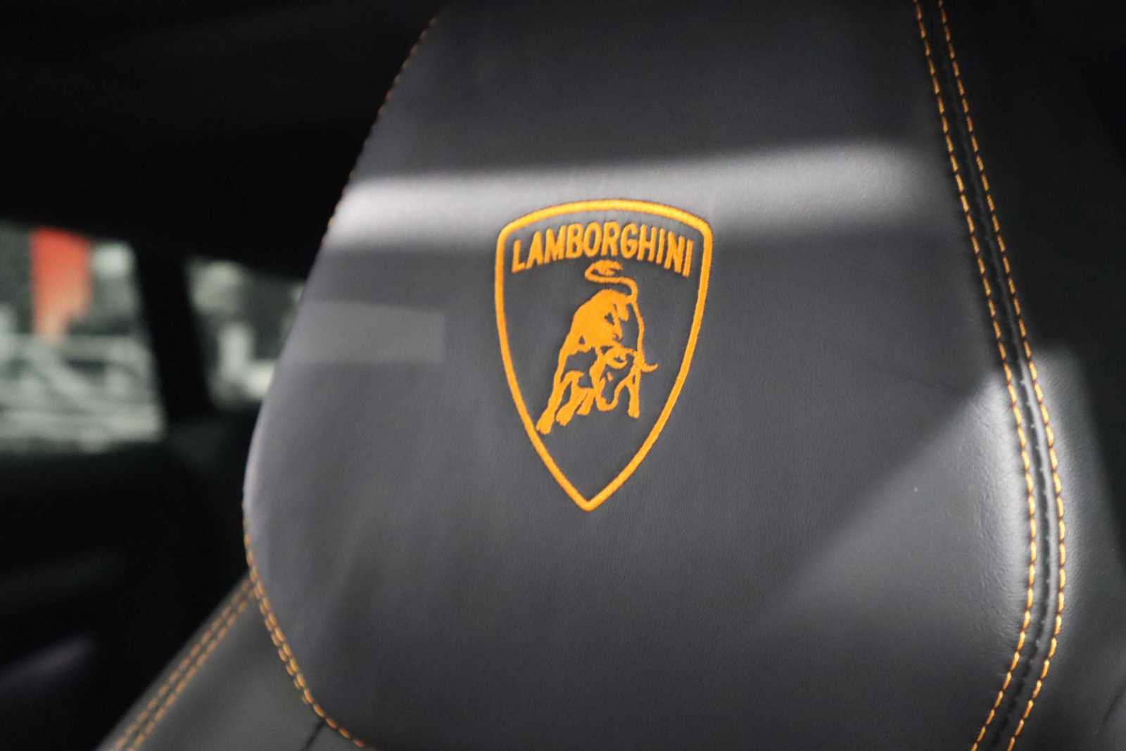 Used 2019 Lamborghini Urus image 17