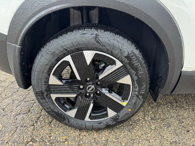New 2026 Nissan Kicks SV w/ SV Premium Package image 28