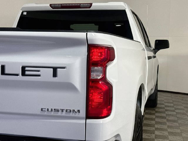 Used 2023 Chevrolet Silverado 1500 Custom RWD image 32