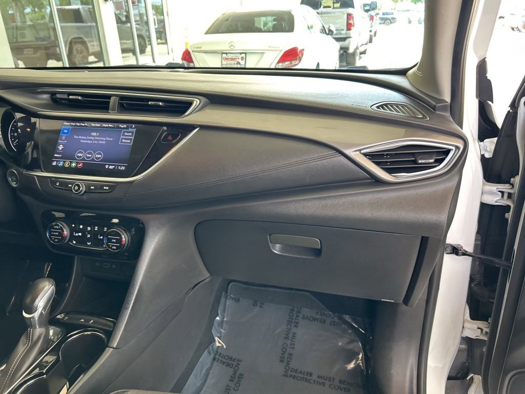 Used 2022 Buick Encore GX Select FWD image 22
