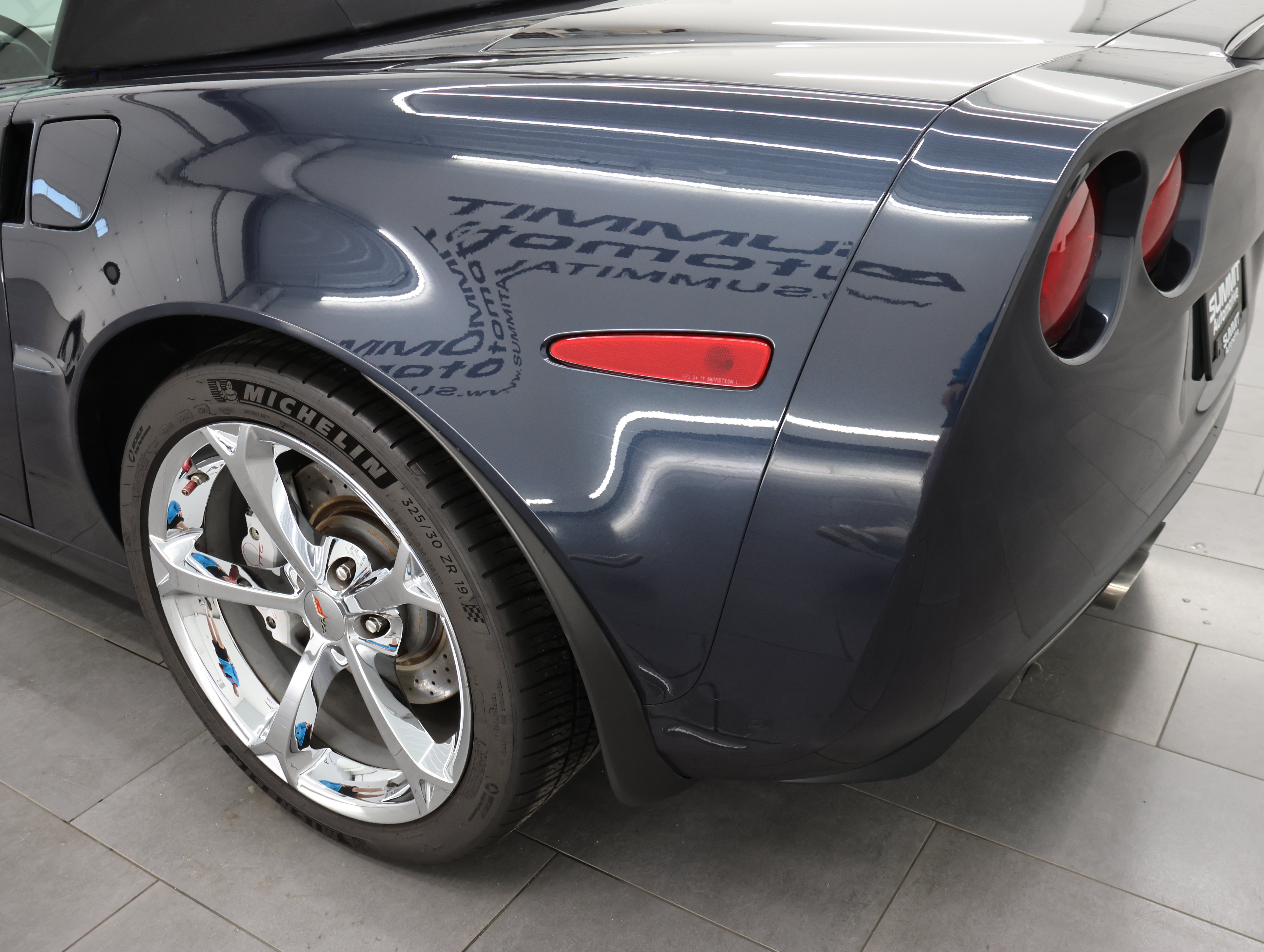 Used 2013 Chevrolet Corvette Grand Sport RWD image 28