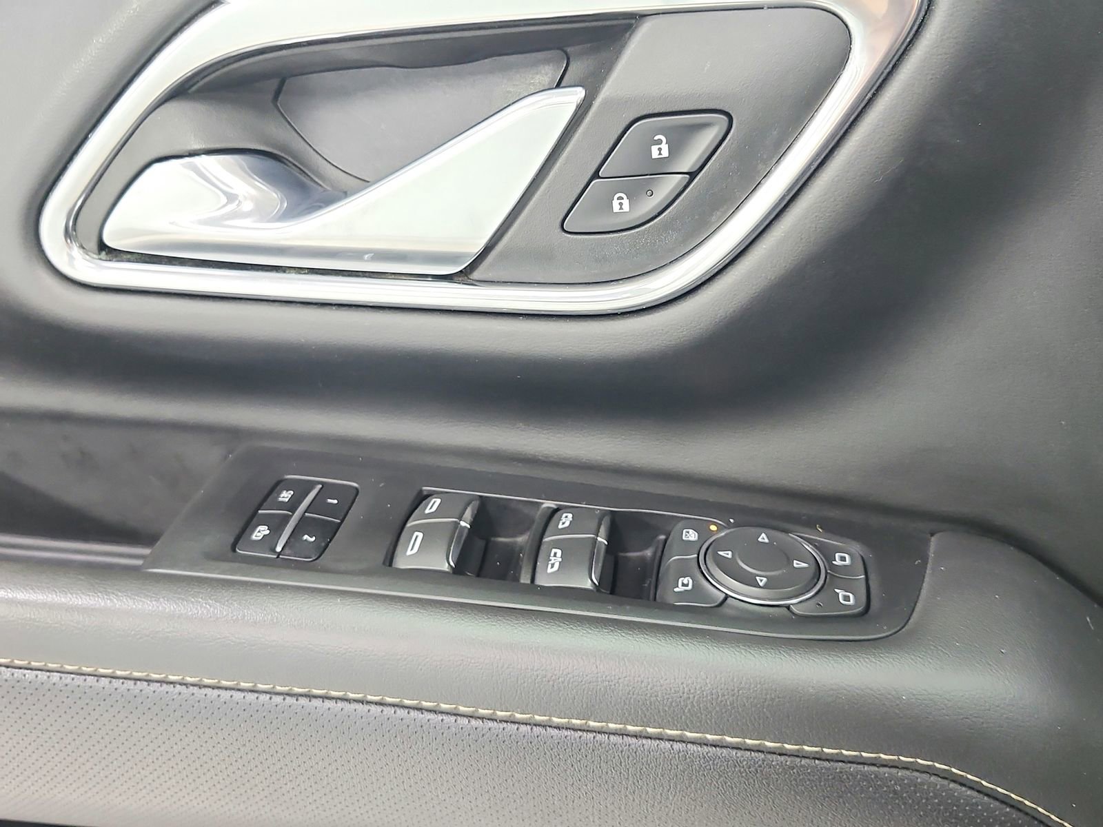 Used 2023 Chevrolet Tahoe Premier RWD image 33