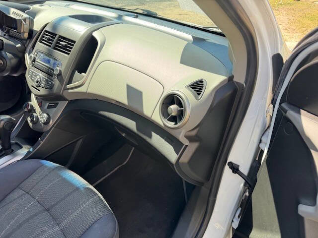 Used 2012 Chevrolet Sonic LT FWD image 18