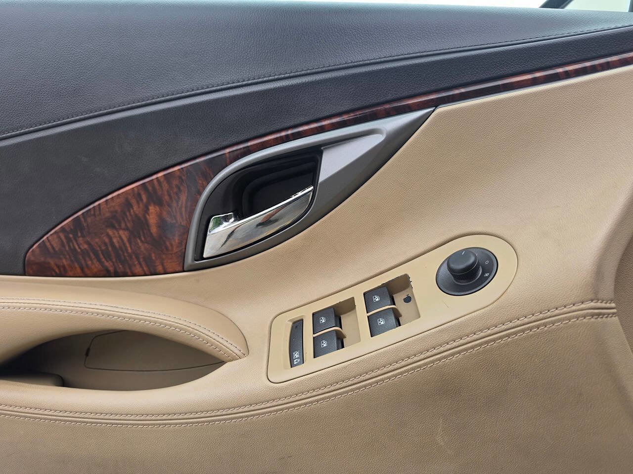 Used 2013 Buick LaCrosse Touring FWD image 13