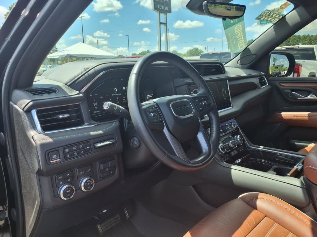 Certified 2023 GMC Yukon XL Denali Ultimate image 8
