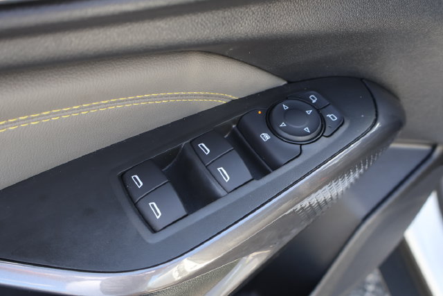 Used 2025 Chevrolet Trax ACTIV w/ Sunroof Package FWD image 12