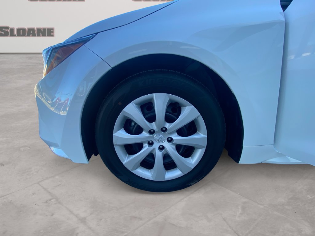 Used 2024 Toyota Corolla LE FWD image 14