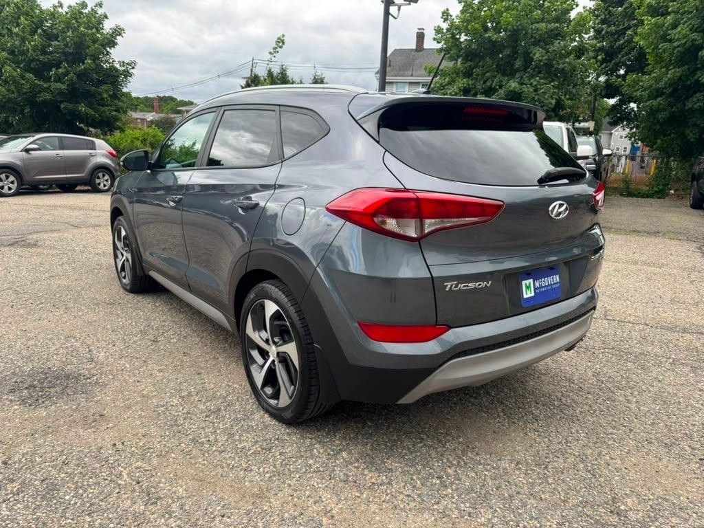 Used 2017 Hyundai Tucson Sport w/ Cargo Package AWD/4WD image 4