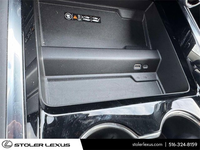 Used 2025 Chevrolet Tahoe Premier image 32