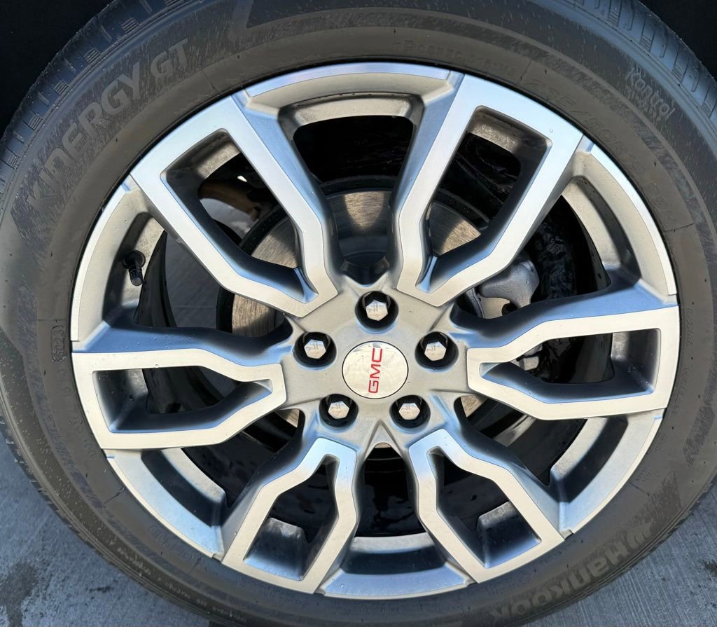 Used 2024 GMC Terrain Denali AWD/4WD image 11
