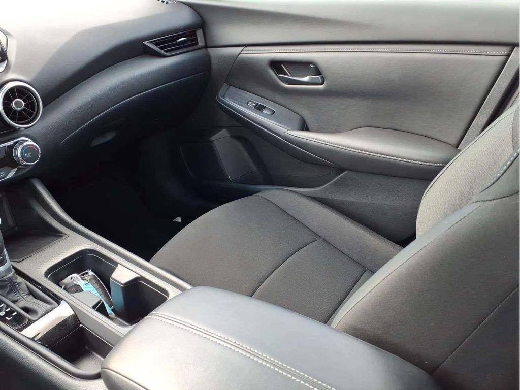 Used 2025 Nissan Sentra S image 12
