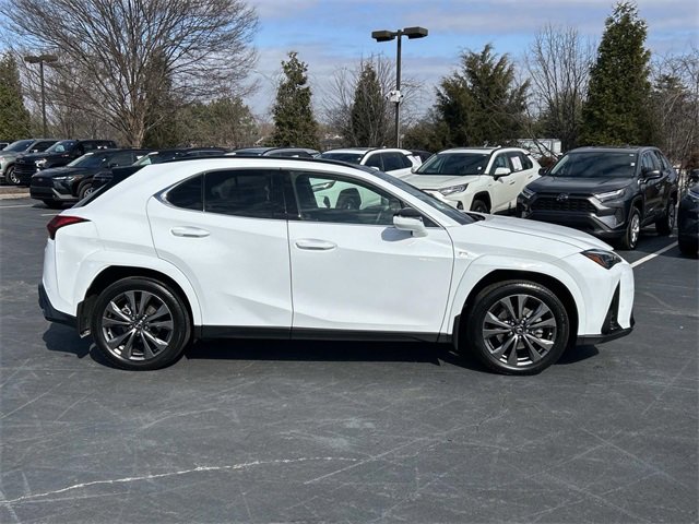 Used 2024 Lexus UX 250h F Sport image 3