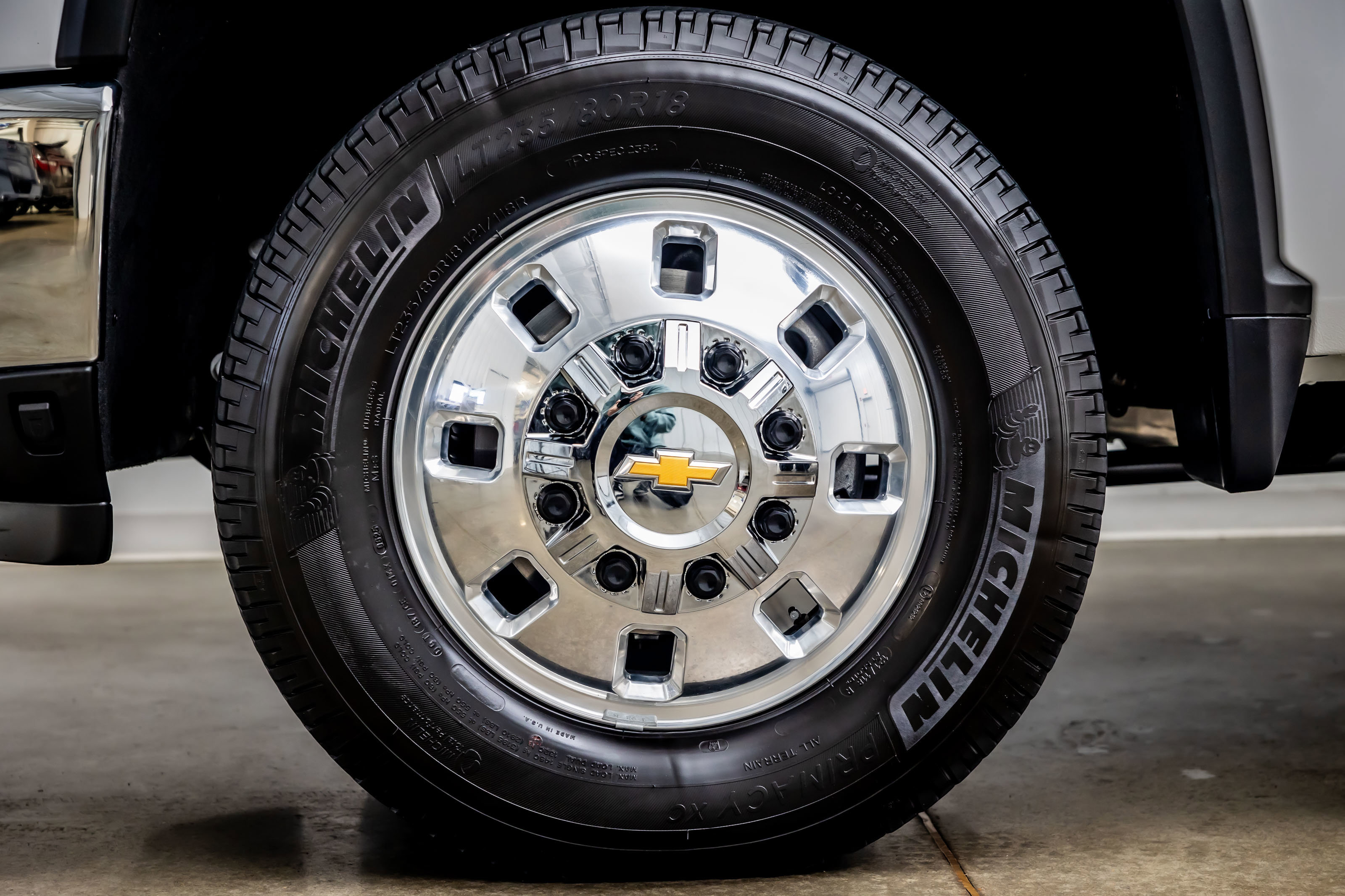 Used 2024 Chevrolet Silverado 3500 LTZ w/ LTZ Plus Package AWD/4WD image 38