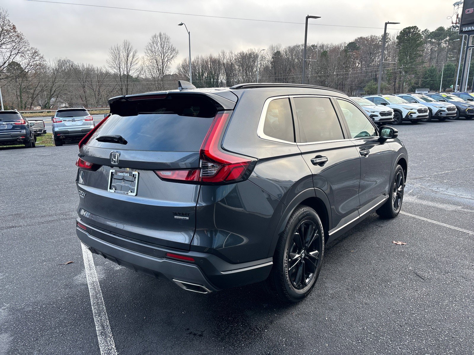 Used 2024 Honda CR-V Sport Touring image 3