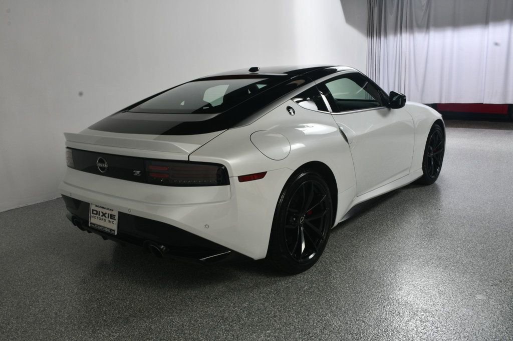 Used 2024 Nissan Z Performance w/ Floor Mat Package image 9