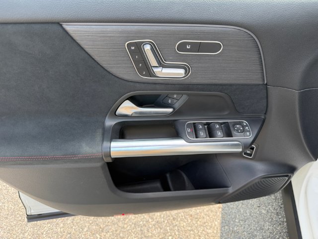 Certified 2023 Mercedes-Benz GLA 250 4MATIC image 19