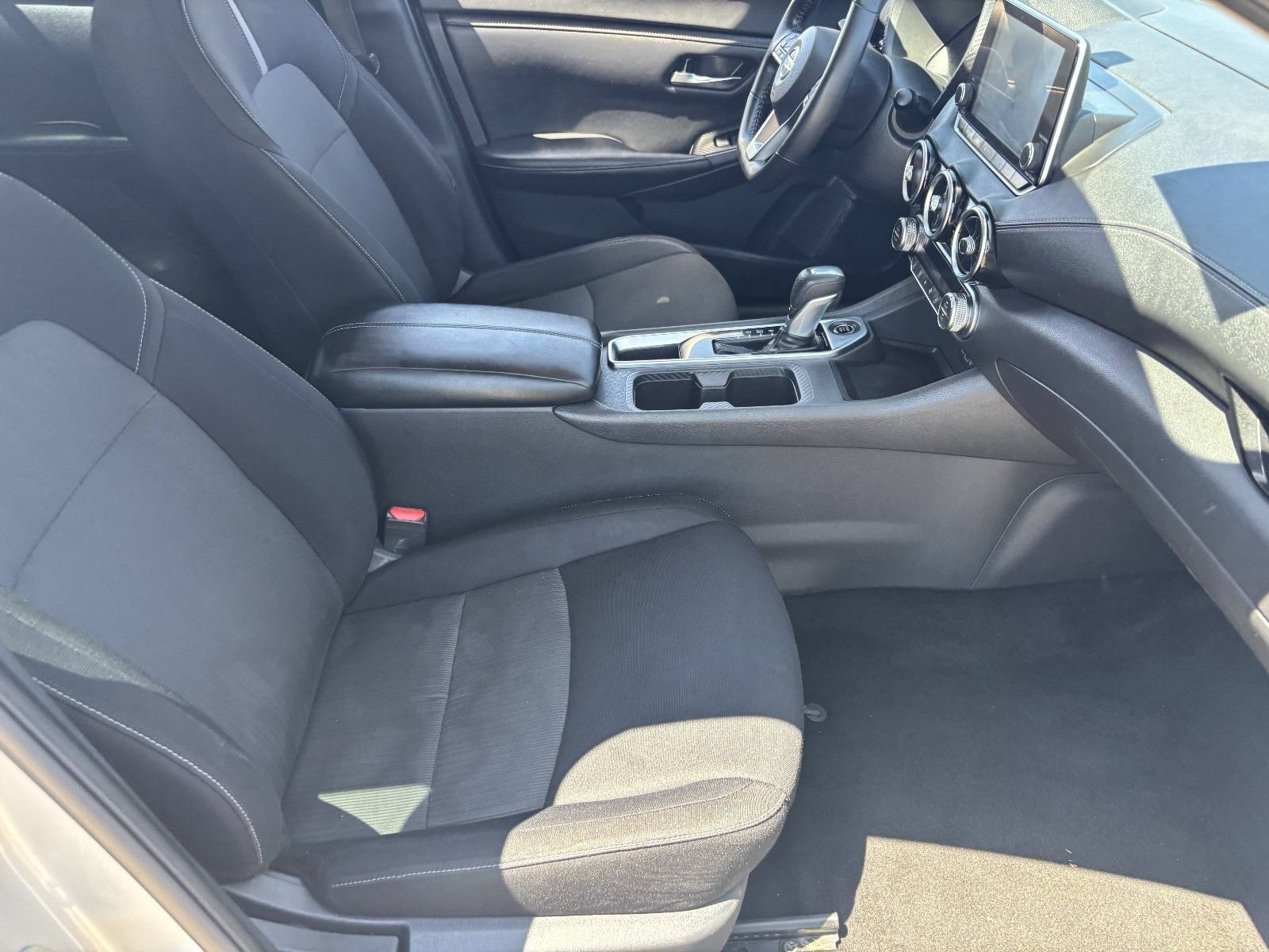 Used 2021 Nissan Sentra SV FWD image 12
