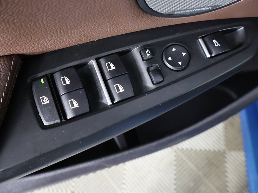 Used 2018 BMW X4 M40i w/ Driving Assistance Package image 35