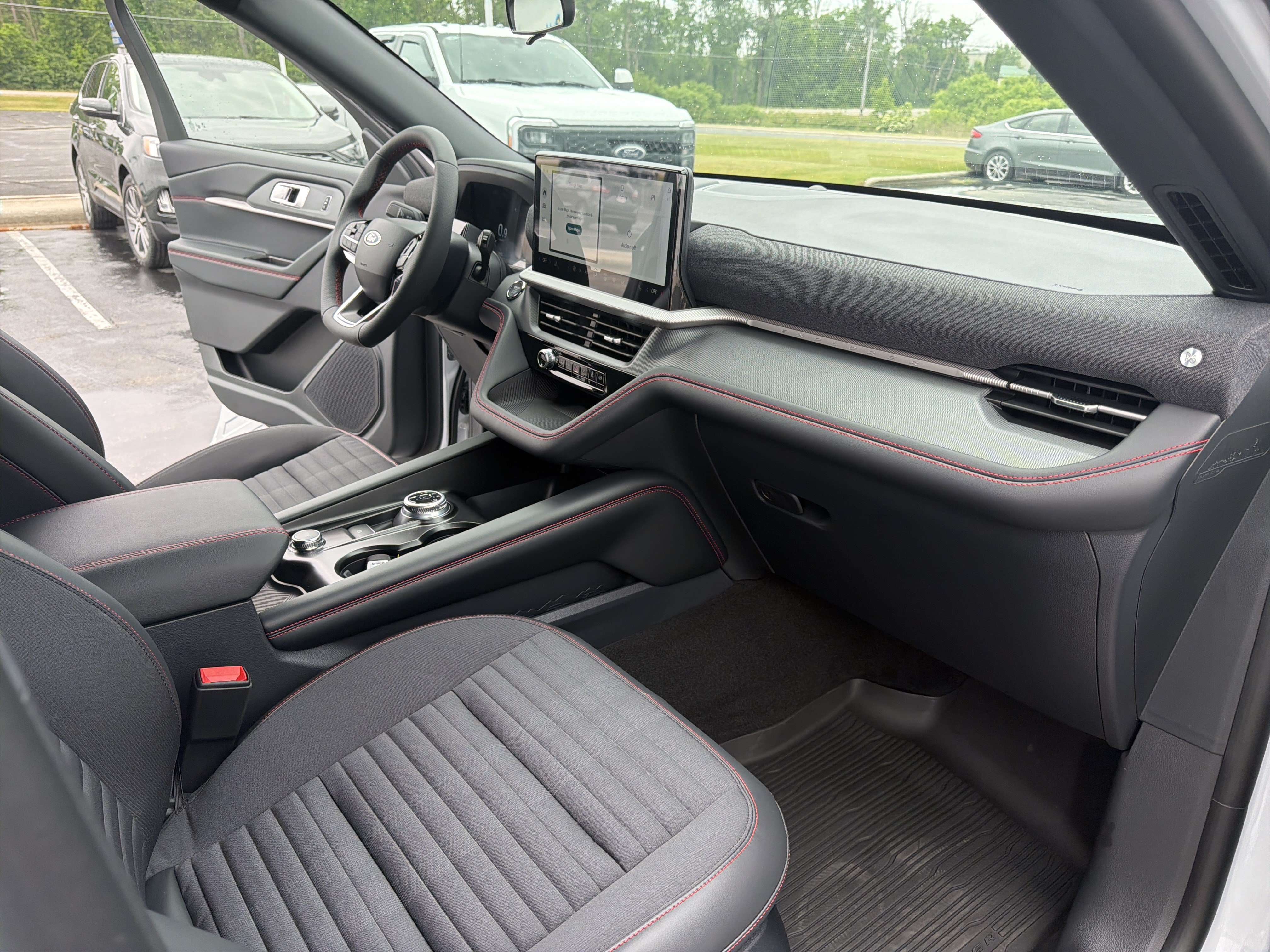 Used 2026 Ford Explorer ST-Line AWD/4WD image 31
