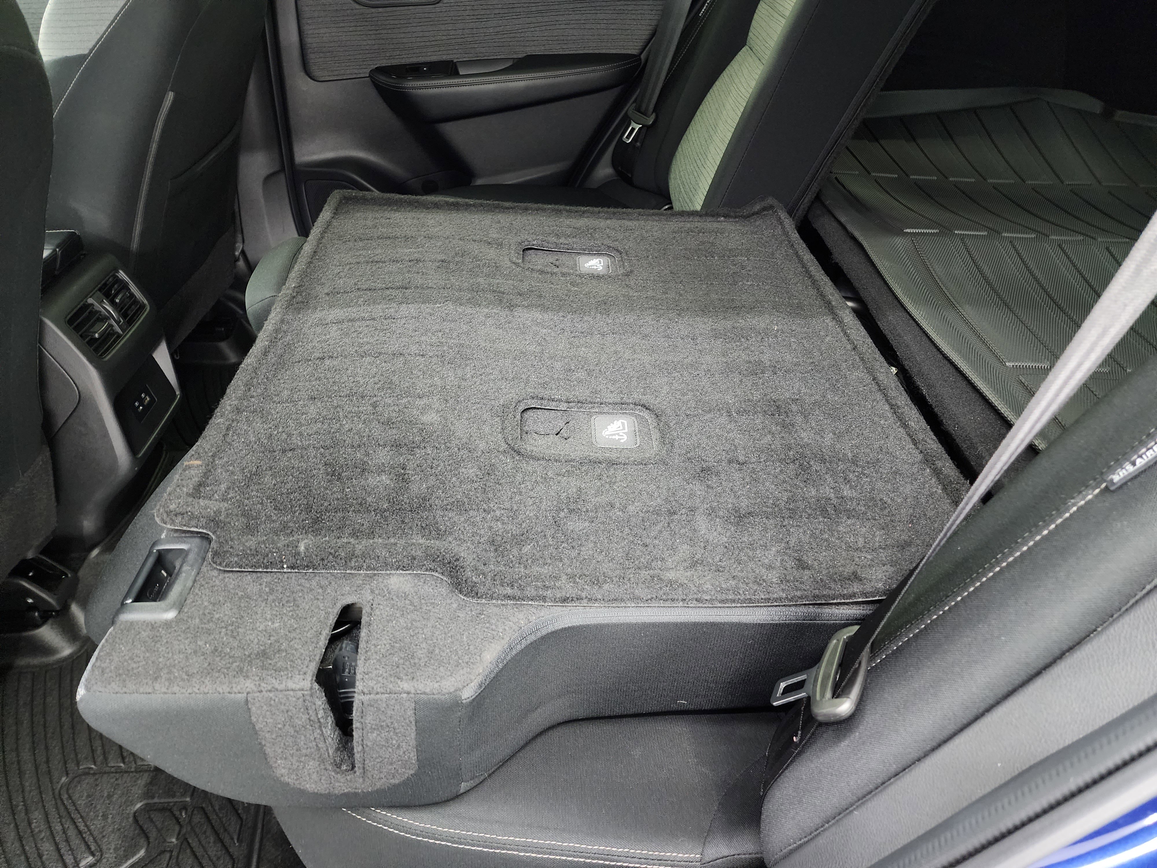 Used 2023 Nissan Rogue SV image 33