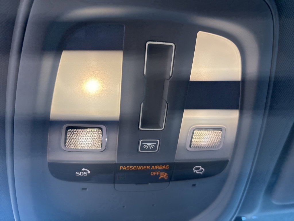 Used 2025 Volvo XC60 B5 Plus image 34