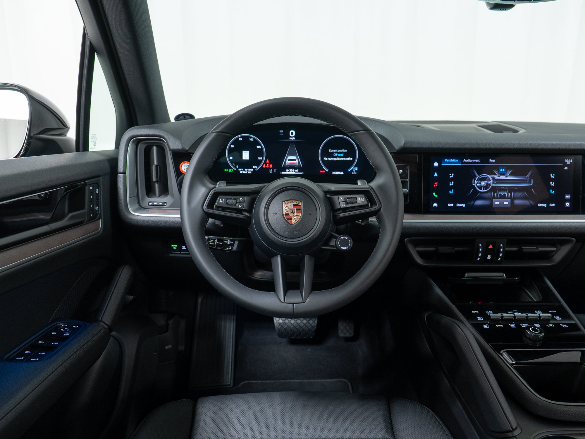 Used 2026 Porsche Cayenne AWD/4WD image 20