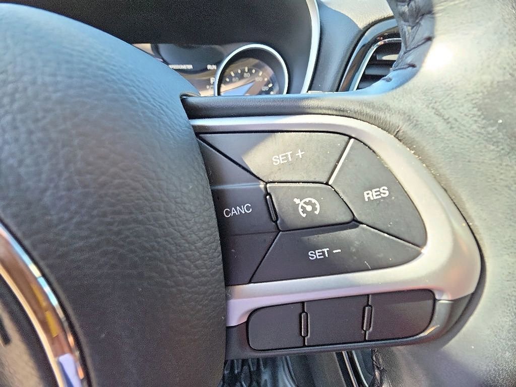 Used 2019 Jeep Compass Latitude AWD/4WD image 12