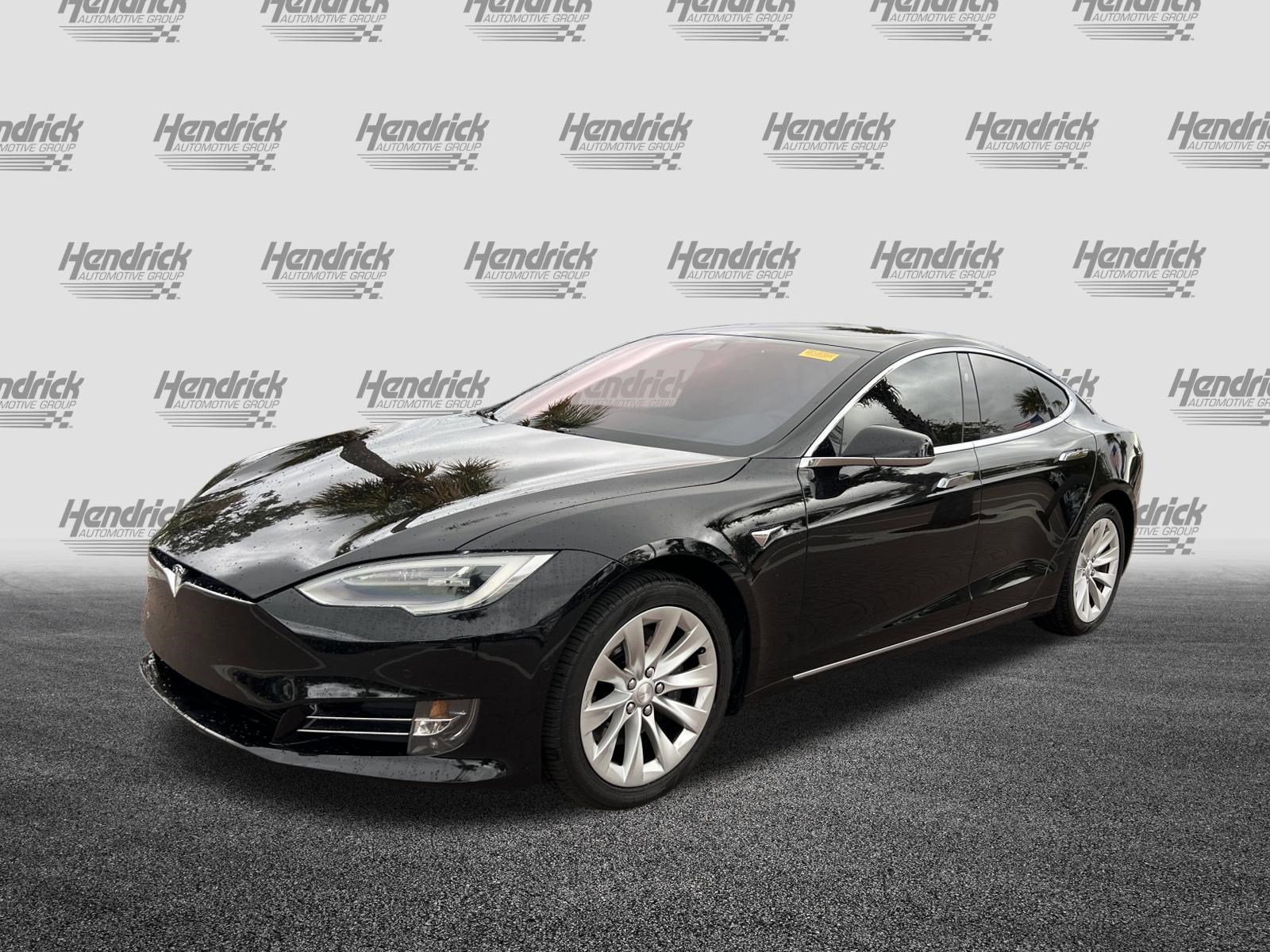 Used 2020 Tesla Model S Long Range Plus image 5