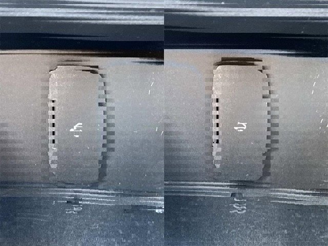 Used 2023 Ford Bronco Wildtrak image 63