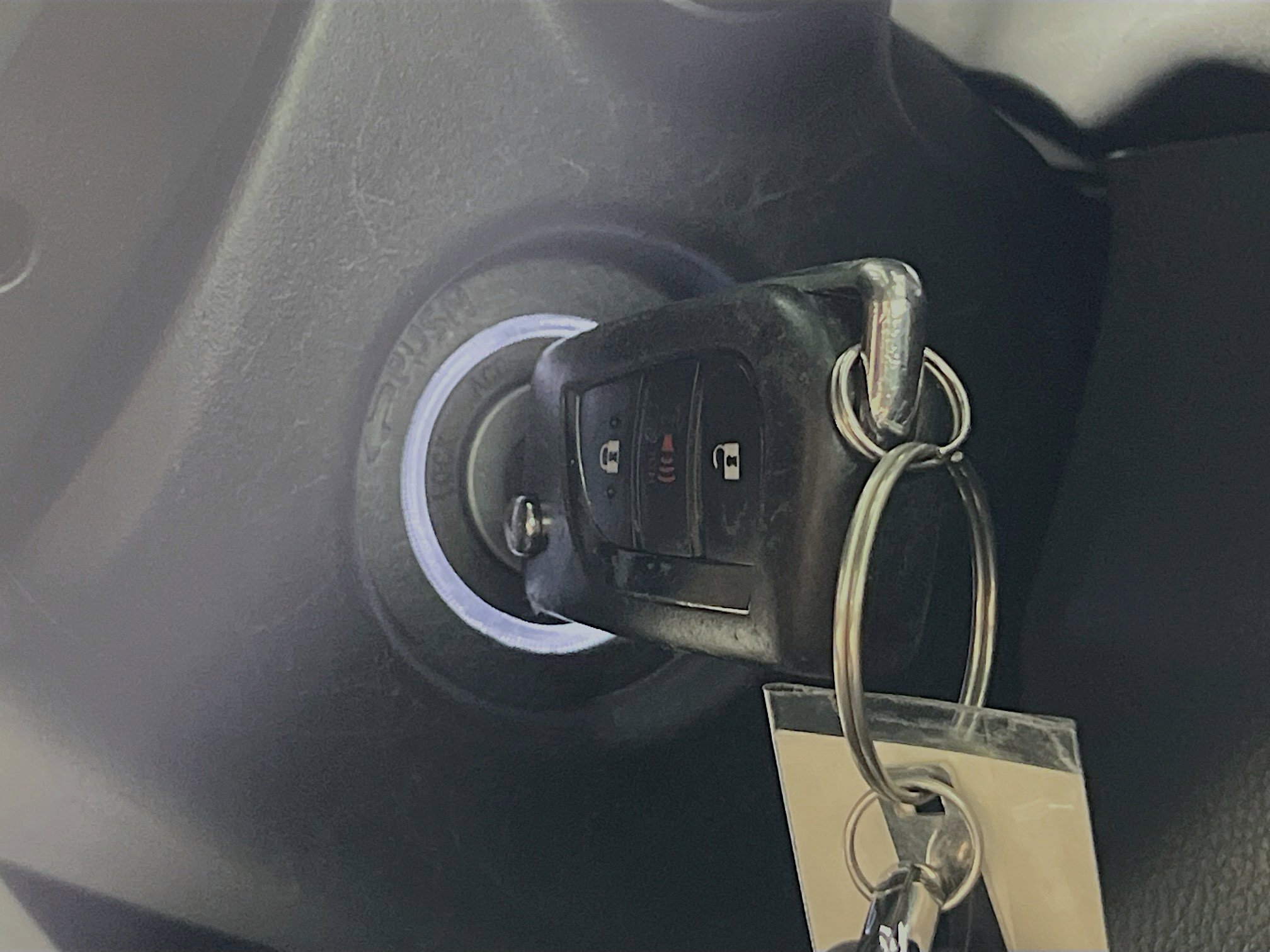 Used 2023 Toyota RAV4 LE image 23