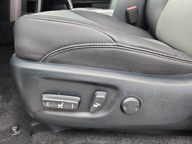 Used 2022 Toyota 4Runner SR5 Premium image 14