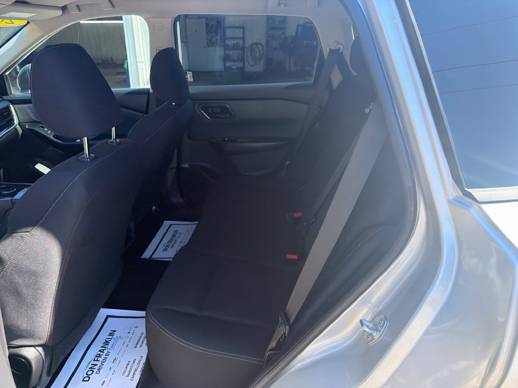 Used 2024 Nissan Rogue S AWD/4WD image 14