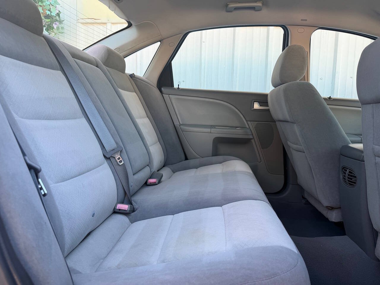 Used 2007 Mercury Montego Luxury FWD image 17