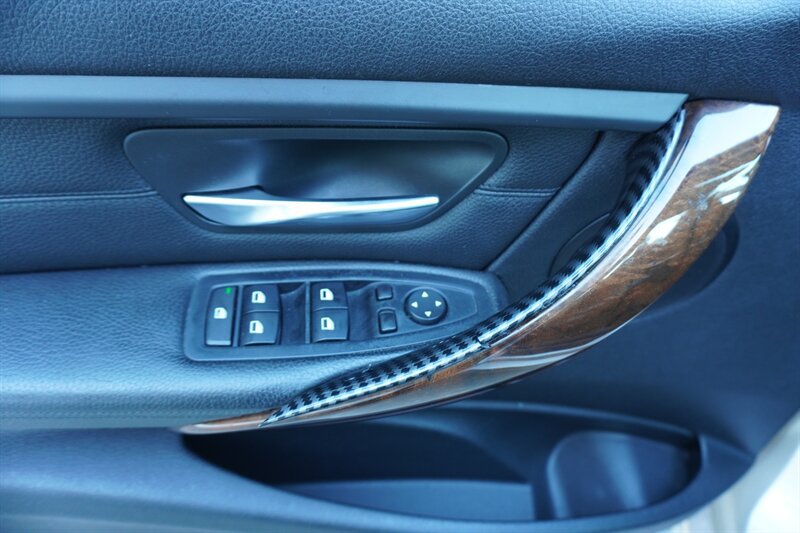 Used 2014 BMW 328i Sedan RWD image 12