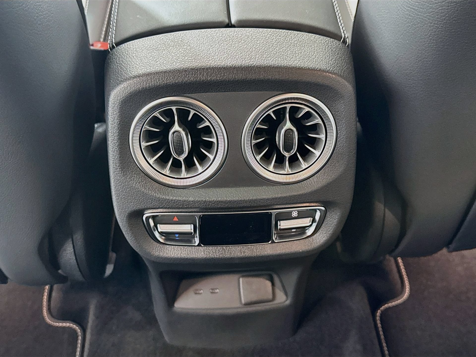 New 2027 Mercedes-Benz G 580 e image 28