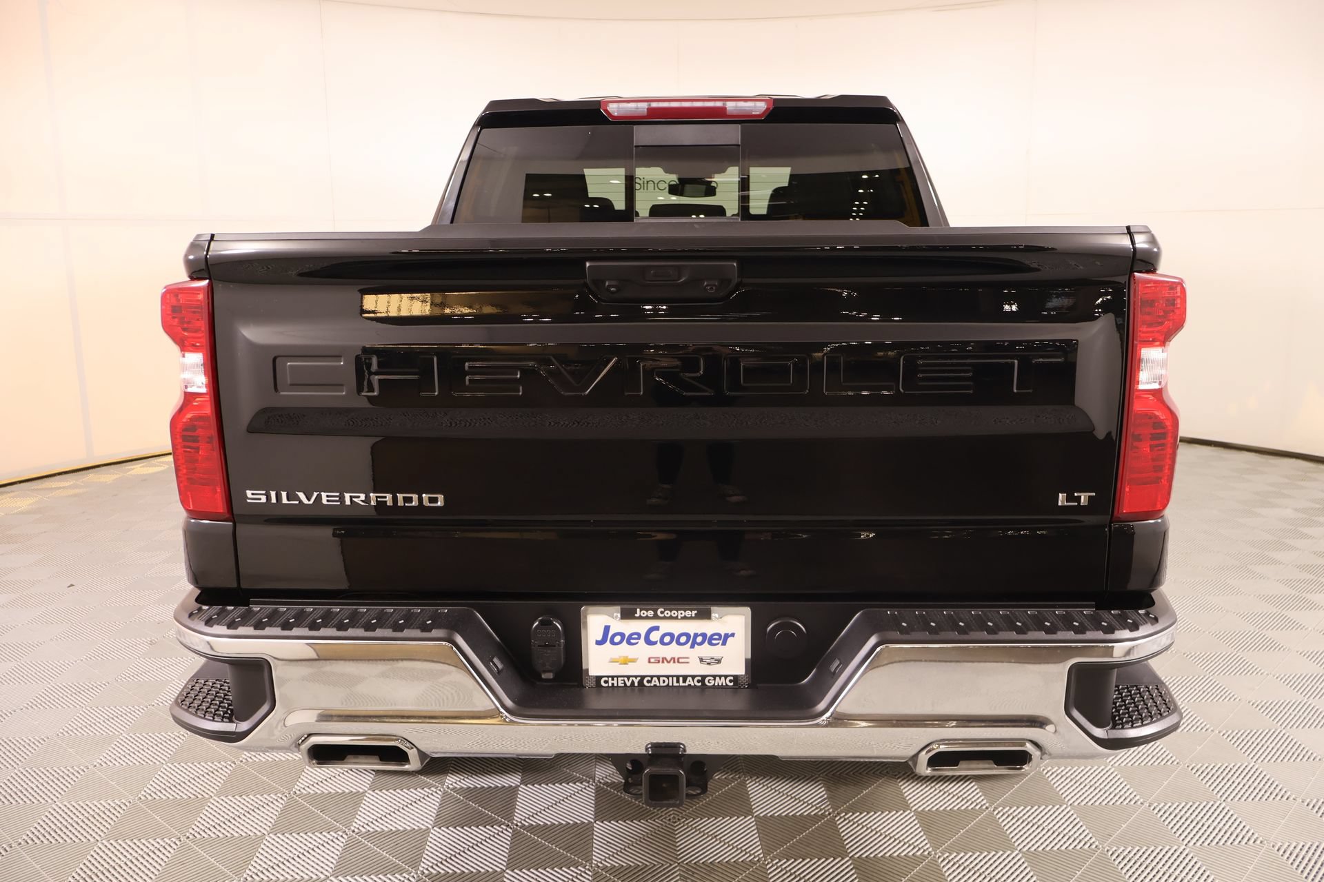 Used 2025 Chevrolet Silverado 1500 LT AWD/4WD image 23