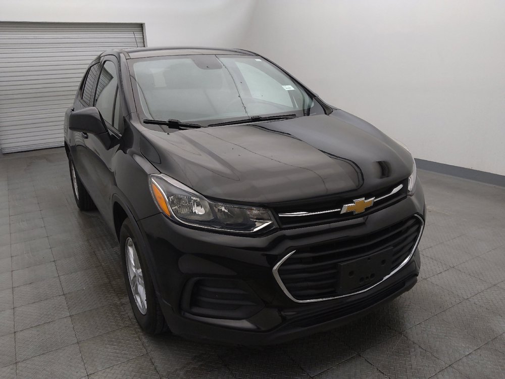 Used 2020 Chevrolet Trax LS w/ Tint and Cruise Package FWD image 14