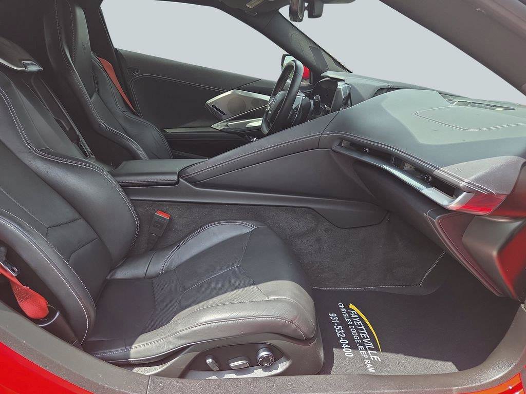 Used 2022 Chevrolet Corvette Stingray Preferred Cpe w/ Z51 Performance Package RWD image 30