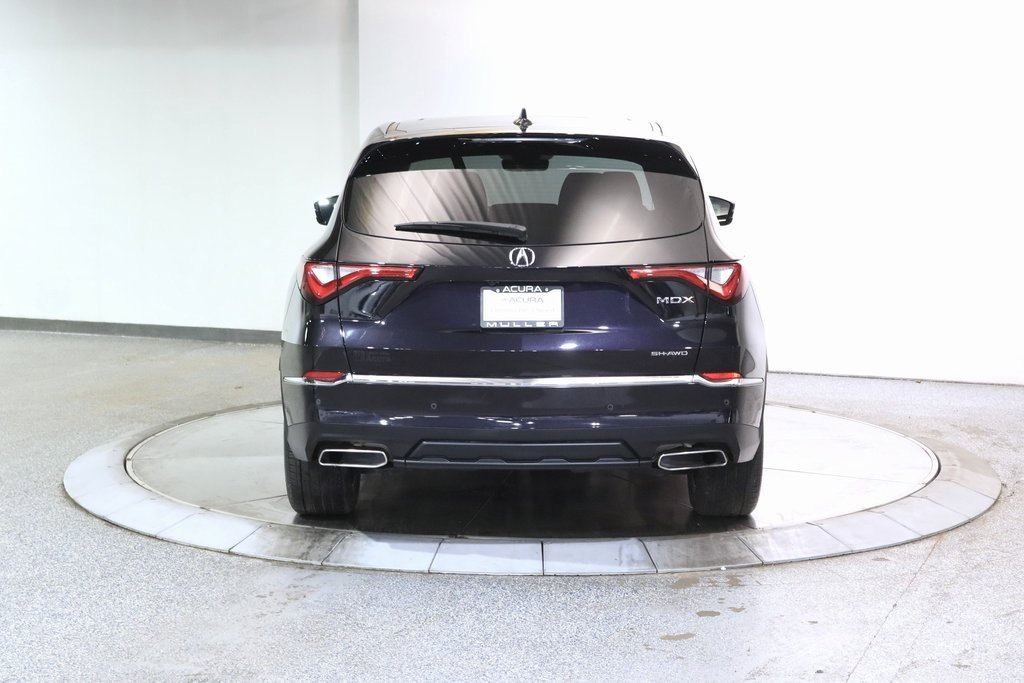 Used 2024 Acura MDX SH-AWD w/ Technology Package image 8