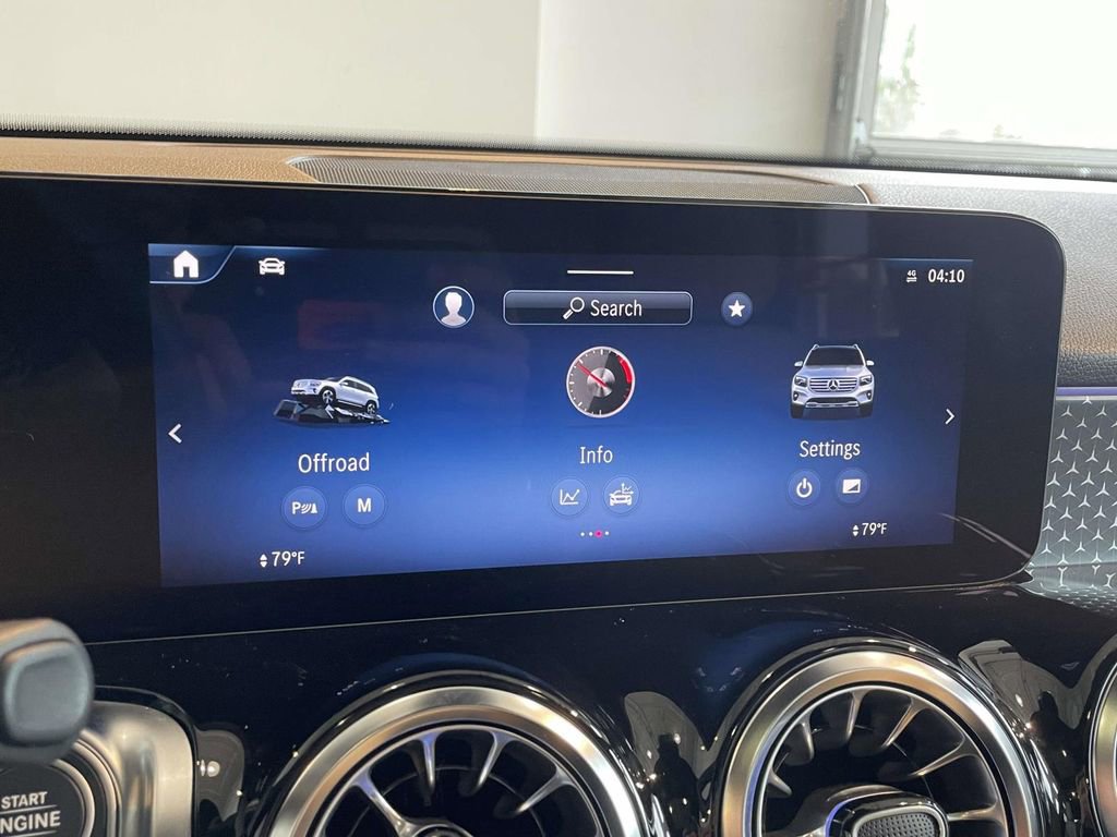 Used 2024 Mercedes-Benz GLB 250 4MATIC image 25