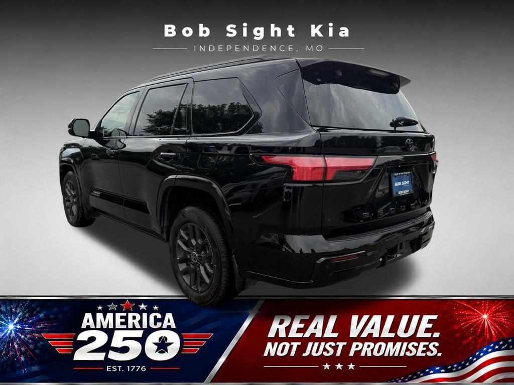 Used 2024 Toyota Sequoia Platinum AWD/4WD image 10