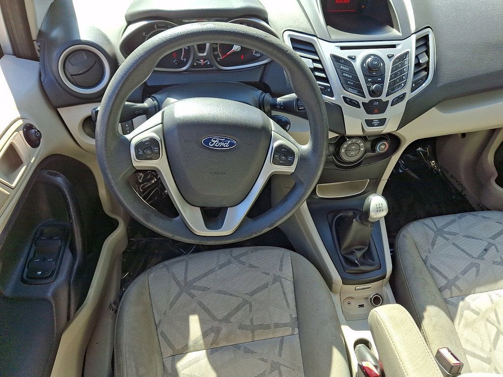 Used 2013 Ford Fiesta SE image 10