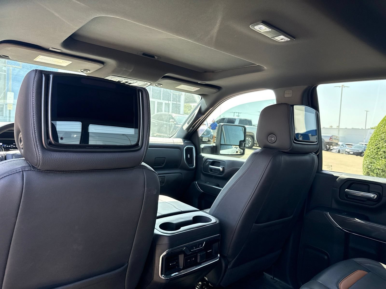 Used 2023 GMC Sierra 3500 AT4 w/ AT4 Premium Plus Package AWD/4WD image 17