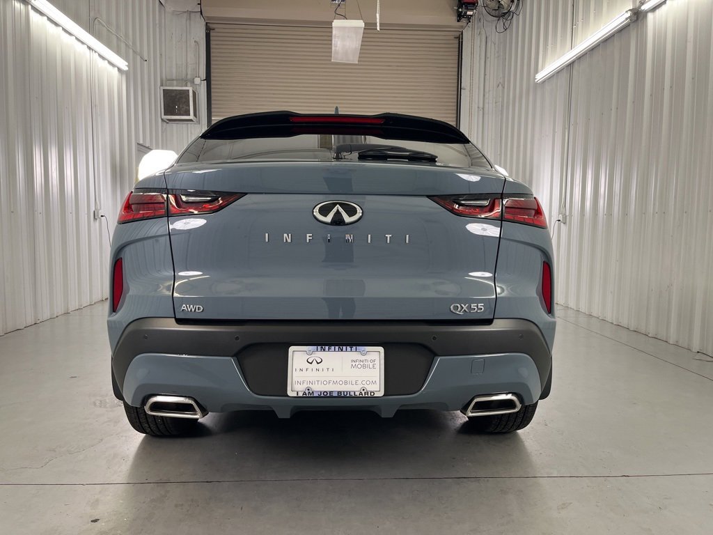 Certified 2025 INFINITI QX55 Essential image 5