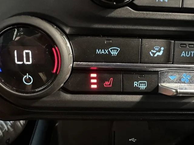 Used 2023 Ford Bronco Badlands w/ Sasquatch Package image 37