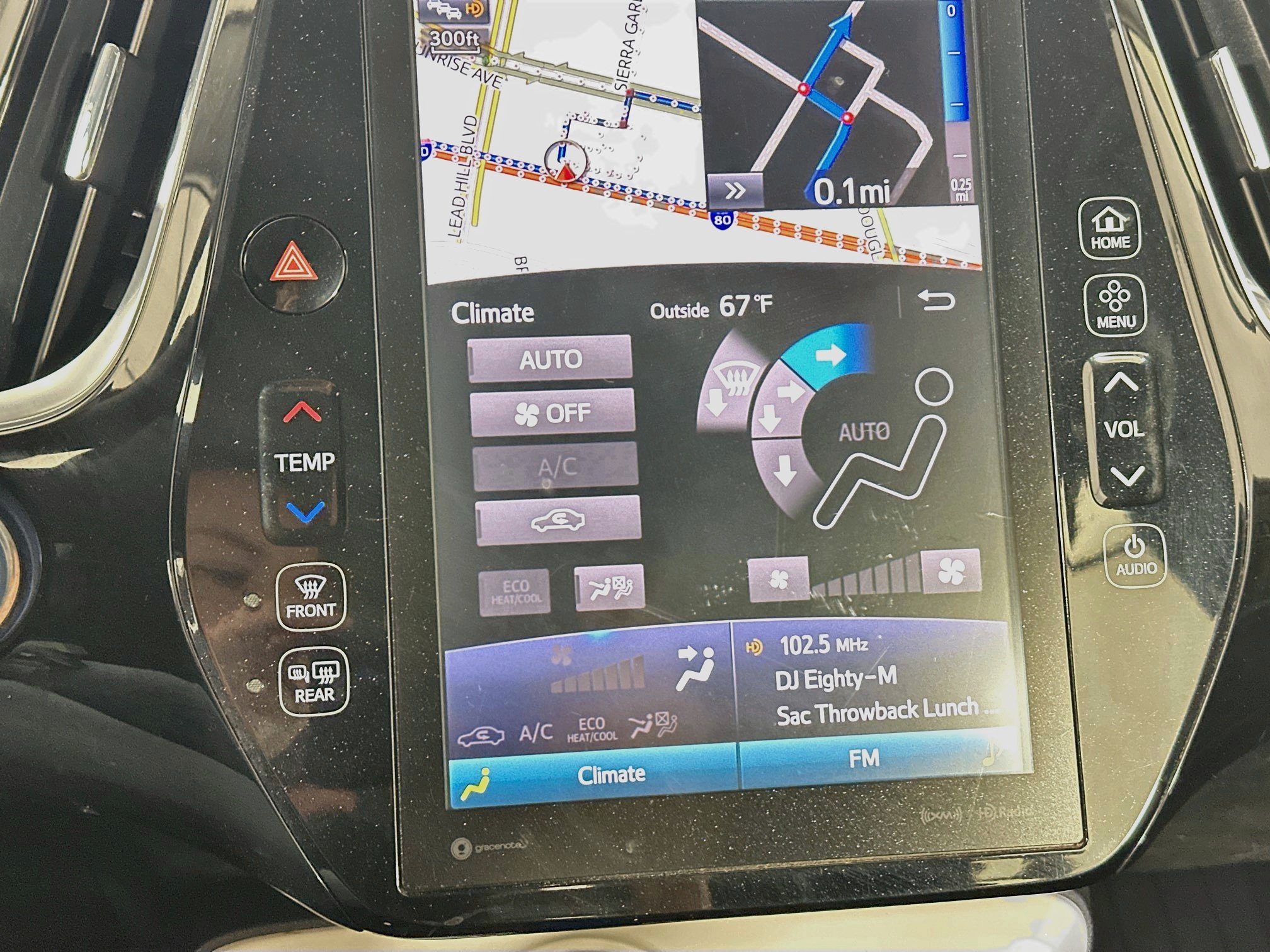 Used 2017 Toyota Prius Prime Premium FWD image 23