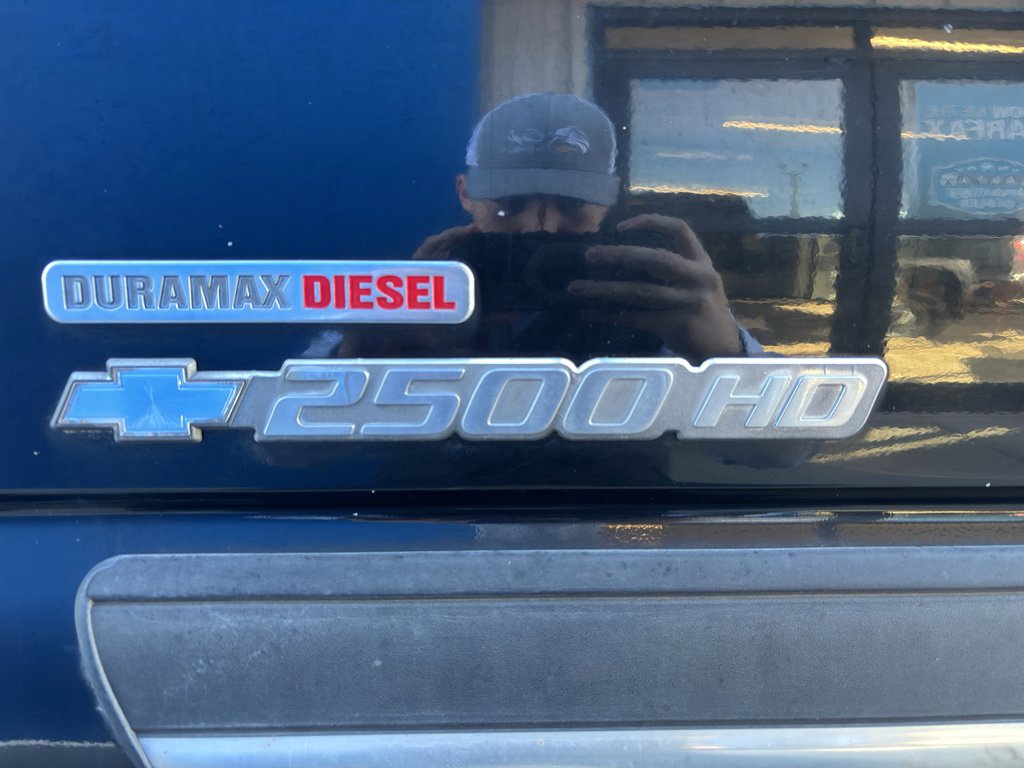 Used 2006 Chevrolet Silverado 2500 LT w/ Heavy-Duty Power Package image 34