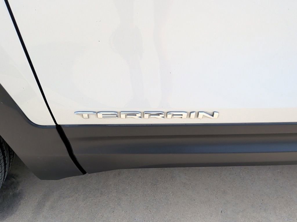 Used 2022 GMC Terrain SLE w/ Driver Convenience Package FWD image 44